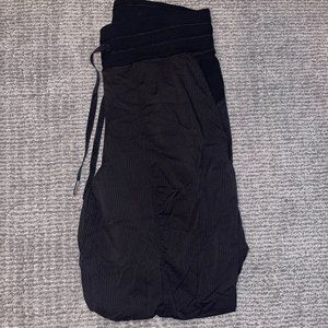 LULULEMON Studio Joggers